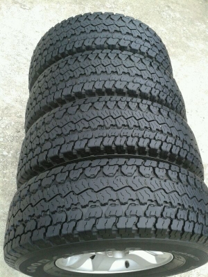 ขายยาง A/T 31R15 พร้อมล้อ ขายยาง A/T 31R15 พร้อมล้อ