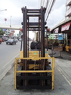 ขายรถยกTCM 2 ตัน เครื่องดีเซลอีซูซุ กระบอกคู่ เสาสูง 4 เมตร ยางตันใหม่ พวงมาลัยเพาเว่อร์ สีเดิมจากนอก นำเข้าจากญี่ปุ่น ใช้งานได้ทันที ขายรถยกTCM 2 ตัน เครื่องดีเซลอีซูซุ กระบอกคู่ เสาสูง 4 เมตร ยางตันใหม่ พวงมาลัยเพาเว่อร์ สีเดิมจากนอก นำเข้าจากญี่ปุ่น ใช้งานได้ทันที