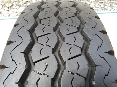 ขายยาง185R14(กะบะ) ปี12/2เส้นปี11/2เส้น BRIDGESTONE R623 1 ชุด  ราคา :  5,200.00  บาท