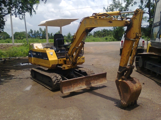 ขายด่วนแบคโครโคมัสซุPC20-6รถนำเข้าเก่าญี่ปุ่นแท้ไม่เคยใช้งานเมืองไทยเลยเจ้าของขายเองต่อลองได้ โทร085-1904773  083-1607924