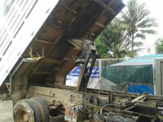 รถฮีโน่ 6 ล้อดั้ม FC2W   120 แรงม้า   สนใจติดต่อ 081 - 6079515