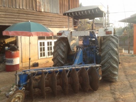 ขายรถไถ FORD 6600