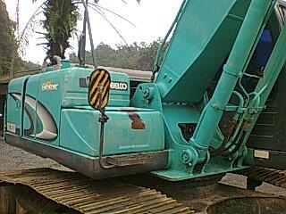 รถแบคโฮ KOBELCO  YN11  ( รถทำงาน 13,xxx ซม. )  สนใจติดต่อ 081 - 6079515