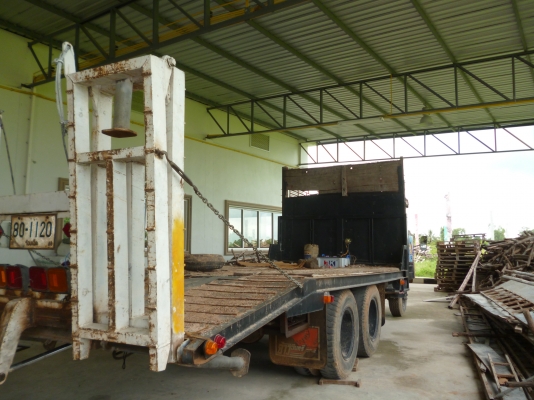 ขายรถเทเลอร์สิบล้อหัวยาวหางปลาขึ้นรถเกี่ยว