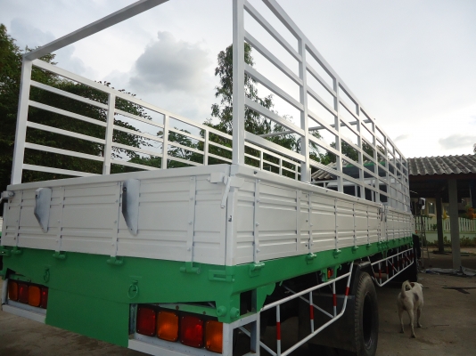 ขายด่วนมากๆๆๆ   รถบรรทุก 6 ล้อ HINO FF  168 แรงม้า   เครื่อง EH700 กระบะยาว 7.20 เมตร คอกสูง