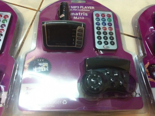 ขายอุปกรณ์ ฟังเพลง mp 3 เหมาาะใช้กับรถ มี รีโมทย์พวงมาลัย