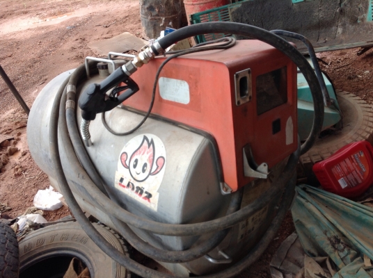 ถังบรรจุนํ้ามัน450ลิตร