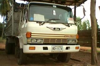 Hino F17 ดั้ม 2 เพลา เครื่อง EH700 เบรคทิฟฟี่ เพาเวอร Hino F17 ดั้ม 2 เพลา เครื่อง EH700 เบรคทิฟฟี่ เพาเวอร