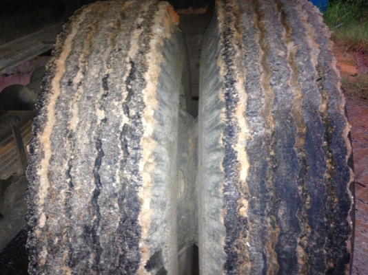 รถอีซูซุ 10 ล้อดั้ม FXZ 270 แรงม้า ปี 51  ( ขาย แม่,ลูก )   สนใจติดต่อ 081 - 6079515