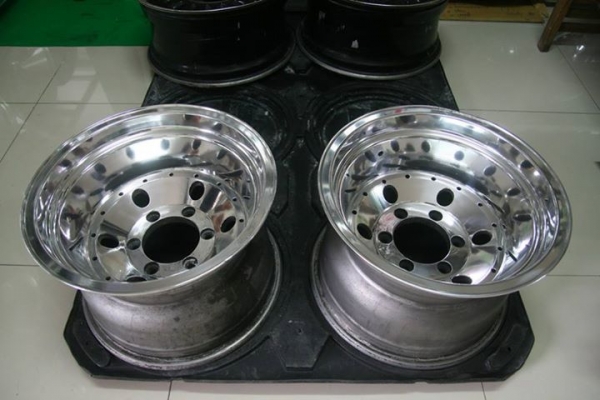 ขอบ15นิ้ว กว้าง10นิ้ว made in Australia ขอบ15นิ้ว กว้าง10นิ้ว made in Australia