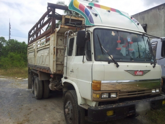 รถฮีโน่ 10 ล้อดั้ม KT925   168 แรงม้า   สนใจติดต่อ 081 - 6079515