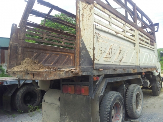 รถฮีโน่ 10 ล้อดั้ม KT925   168 แรงม้า   สนใจติดต่อ 081 - 6079515