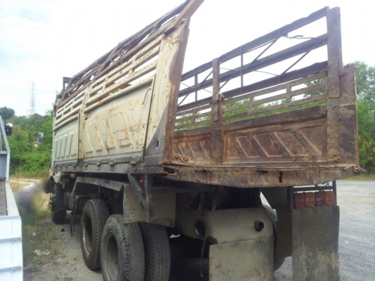 รถฮีโน่ 10 ล้อดั้ม KT925   168 แรงม้า   สนใจติดต่อ 081 - 6079515