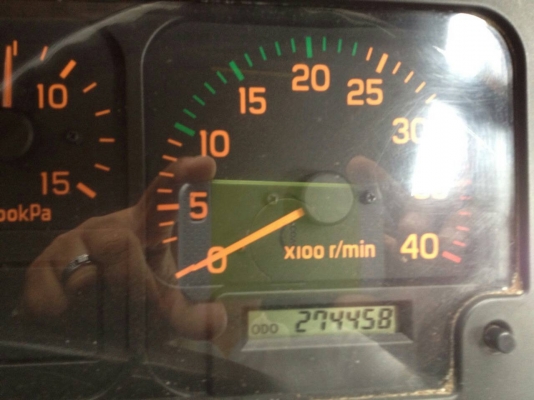 รถอิซูซุ 6 ล้อดั้ม FTR 200 แรงม้า  ปี 49   สนใจติดต่อ 081 - 6079515