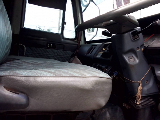 รถอิซูซุ 10 ล้อดั้ม FVZ 195 แรงม้า ปี 39  สนใจติดต่อ 081 - 6079515