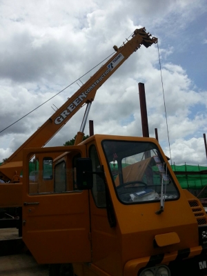 ขายรถเครน 10 ล้อ 20 ตัน MITSUBISHI TL 201 ปั๊ม 3 ตอน 3 เพลา เล่มทะเบียน