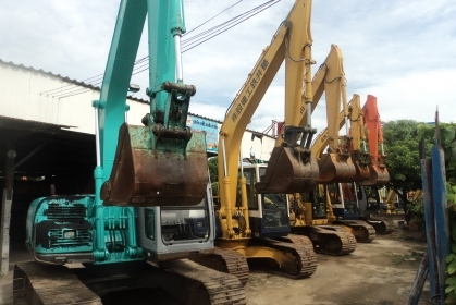 บริษัท เจซีซี แมชีน ขายรถขุด  รถดัน นำเข้าจากญีปุ่นแท้ๆๆ  รถสวย สภาพดี  มีหลายรุ่นหลายคัน
