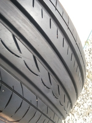 ขายยาง215/60/16 ปี 2411 YOKOHAMA dB ADVAN 1 ชุด  ราคา :  2,600.00  บาท