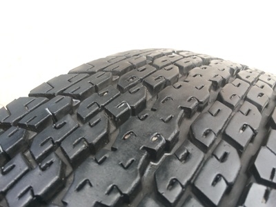 ขายยาง245/70/16 ปี 10 BRIDGESTONE DUELER H/T 840 1 ชุด  ราคา :  4,700.00  บาท