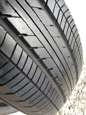 ขายยาง185/65/14 ปี 3309 YOKOHAMA AS PEC 1 ชุด  ราคา :  2,400.00  บาท