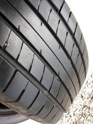 ขายยาง185/55/15 ปี DUNLOP SP230 1ชุด  ราคา :  2,400.00  บาท