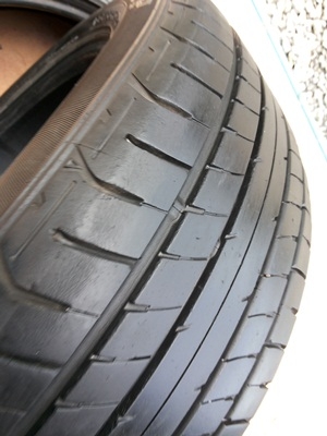 ขายยาง185/55/15 ปี DUNLOP SP230 1ชุด  ราคา :  2,400.00  บาท