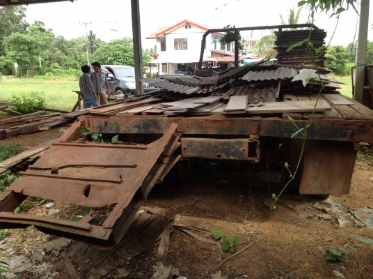 Isuzu หัวยาว โนเครื่อง โนหัว มีหางปลา คัชชี เฟืองท้ายคุณหลง Isuzu หัวยาว โนเครื่อง โนหัว มีหางปลา คัชชี เฟืองท้ายคุณหลง