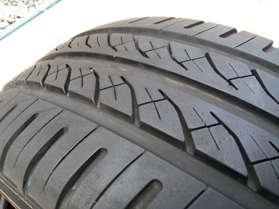 ขายยาง195/55/15 ปี 09/2เส้น+10/2เส้น YOKOHAMA Adrive 1ชุด  ราคา :  2,400.00  บาท