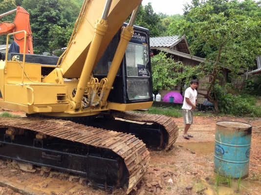 ขายแบคโฮ cat e200b สภาพพร้อมทำงาน