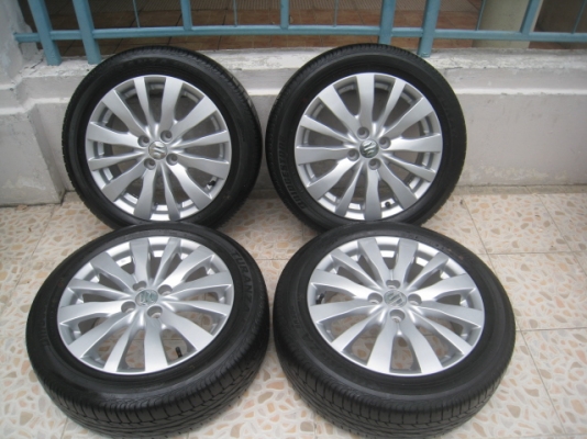 ขายล้อแม็ก Suzuki swift ป้ายแดง 16"x6" et45 4รู100 + ยางปี1813 สนใจติดต่อ เล็กคลองสามครับ (081-3747940)