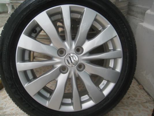 ขายล้อแม็ก Suzuki swift ป้ายแดง 16"x6" et45 4รู100 + ยางปี1813 สนใจติดต่อ เล็กคลองสามครับ (081-3747940)