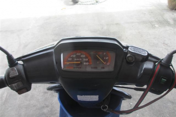 ขายป๊อป มีดิสเบรถหน้าเครื่องดีเปลี่ยนยางใหม่ จ.ชลบุรี