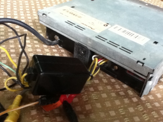 ขาย ทีวี Pop Upไฟฟ้า 7" Pioneer AVX-7300 มือสอง สภาพสวย ขายถูกๆ 1900.-  (ไม่เคยซ่อมสติ๊กเกอร์ยังไม่แกะ)