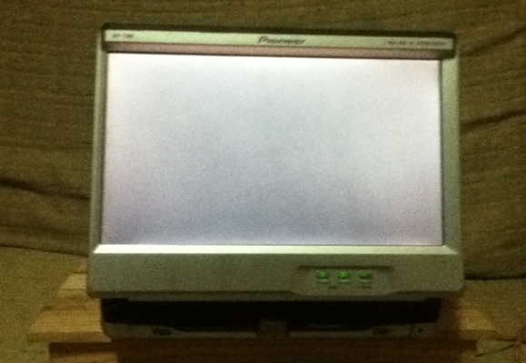 ขาย ทีวี Pop Upไฟฟ้า 7" Pioneer AVX-7300 มือสอง สภาพสวย ขายถูกๆ 1900.-  (ไม่เคยซ่อมสติ๊กเกอร์ยังไม่แกะ)