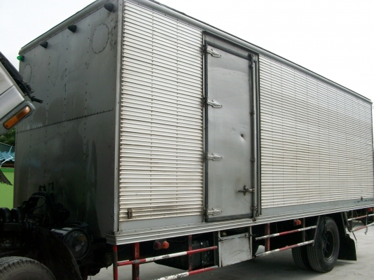 ขายตู้บรรทุก 3บาน ใส่เดก้า 7.20 เมตรครับ