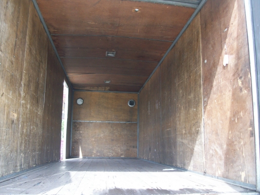 ขายตู้บรรทุก 3บาน ใส่เดก้า 7.20 เมตรครับ