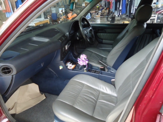 ขาย BMW 525I ปี36 เครื่อง6สูบ2000CC สภาพดี สีสวย เครื่องเดิมๆ เงียบๆ แน่นๆ แอร์เย็น สภาพพร้อมใช้