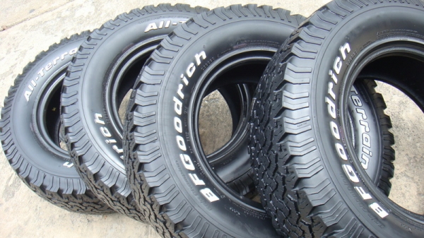 ขายยาง BF Goodrich Allterrain 265 70 r16 ปี09 ขายยาง BF Goodrich Allterrain 265 70 r16 ปี09