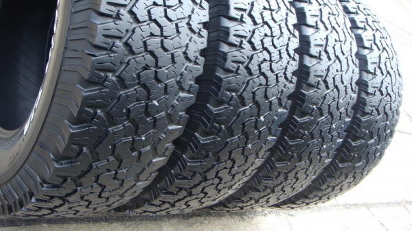 ขายยาง BF Goodrich Allterrain 265 70 r16 ปี09 ขายยาง BF Goodrich Allterrain 265 70 r16 ปี09