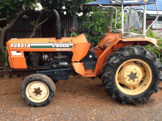 คูโบต้า L2602 สภาพเดิมๆ เครื่องดี เกียร์ดี พวงมาลัยเพาเวอร์ พร้อมผาน 5