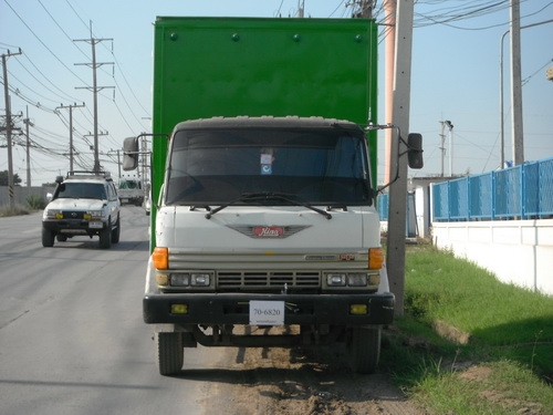 ขายหกล้อตู้10บาน HINO F17 เครื่อง EH700 ขายด่วน630000