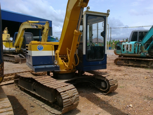 ขายKOMATSU PC60-3 บูมยาว