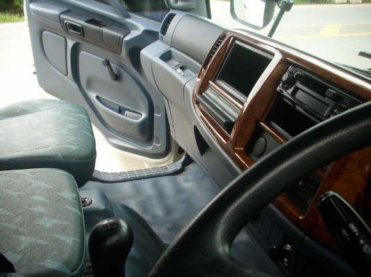 ิขายหกล้อ HINO MEGA 150 เเรง ปี 50 ยาว 5.50