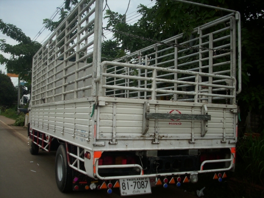 ิขายหกล้อ HINO MEGA 150 เเรง ปี 50 ยาว 5.50