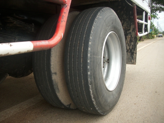 ิขายหกล้อ HINO MEGA 150 เเรง ปี 50 ยาว 5.50