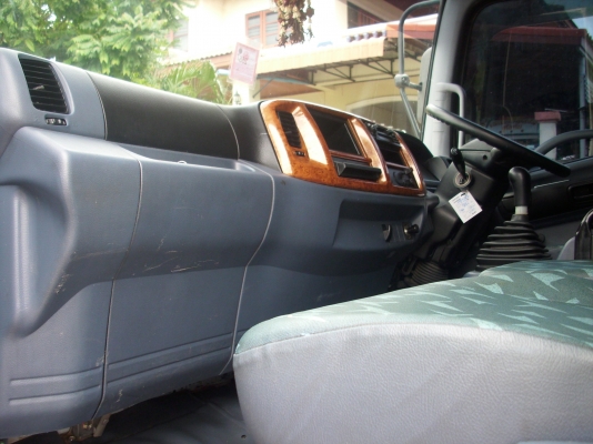 ิขายหกล้อ HINO MEGA 150 เเรง ปี 50 ยาว 5.50