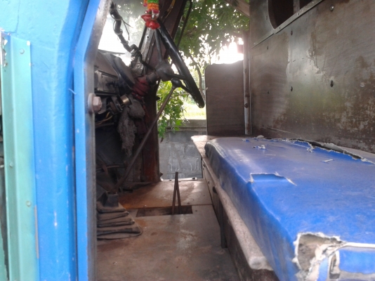 ขายรถหน้ายาว10ล้อ2เพลาใหญ่165 แรง