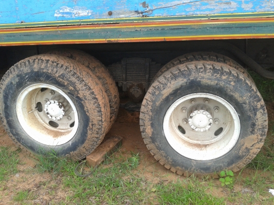 ขายรถหน้ายาว10ล้อ2เพลาใหญ่165 แรง