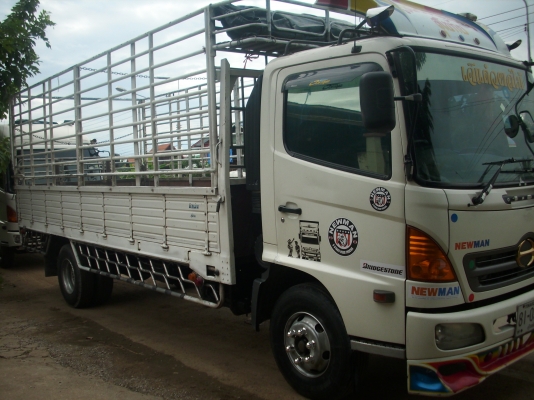 ิขายหกล้อ HINO MEGA 150 เเรง ปี 48 ยาว 5.50