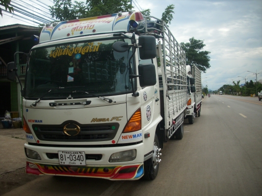 ิขายหกล้อ HINO MEGA 150 เเรง ปี 48 ยาว 5.50